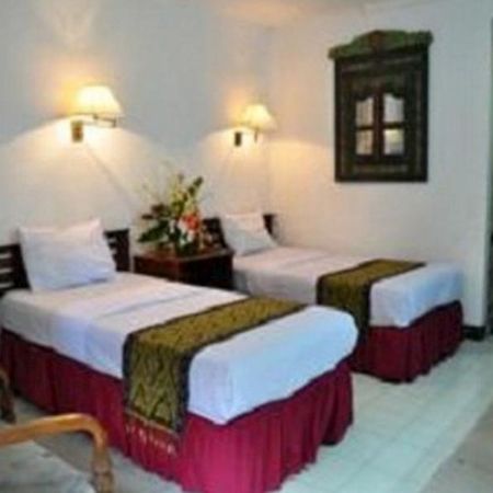 Hotel Tanjung Emas Surabaya Eksteriør bilde